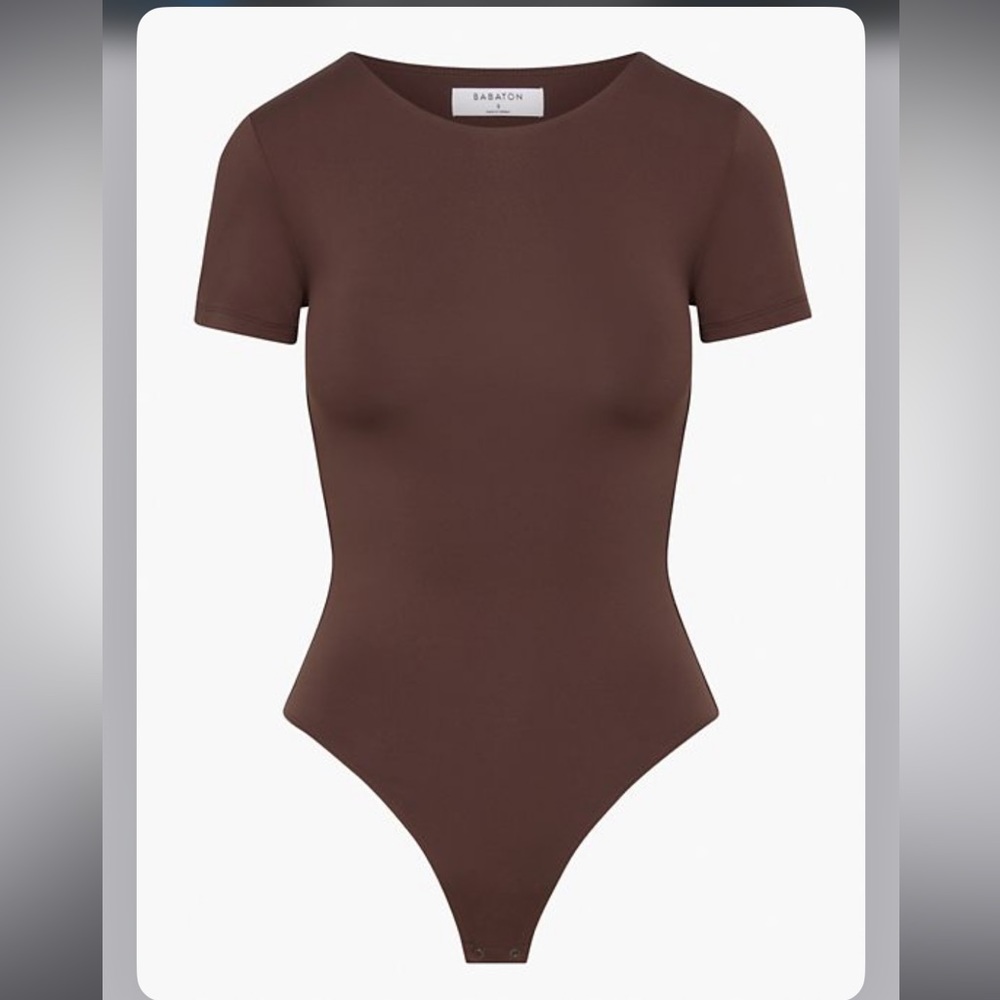SOLD - aritzia bodysuit